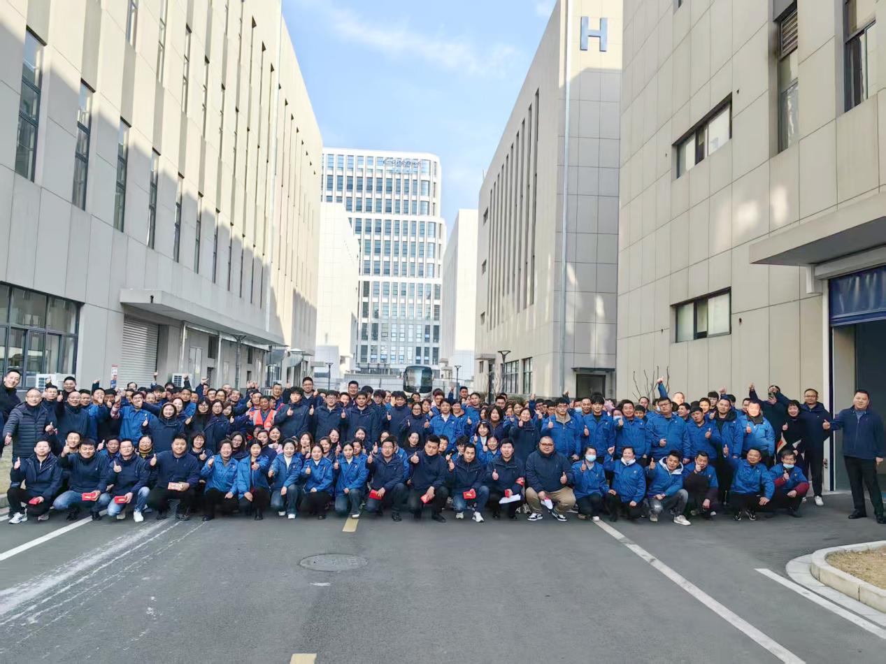 新年大吉大利，萬事開門紅